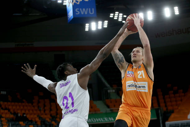 更体现了他 更体现了他