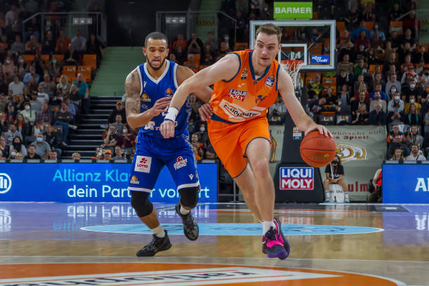 裂进行手术 裂进行手术